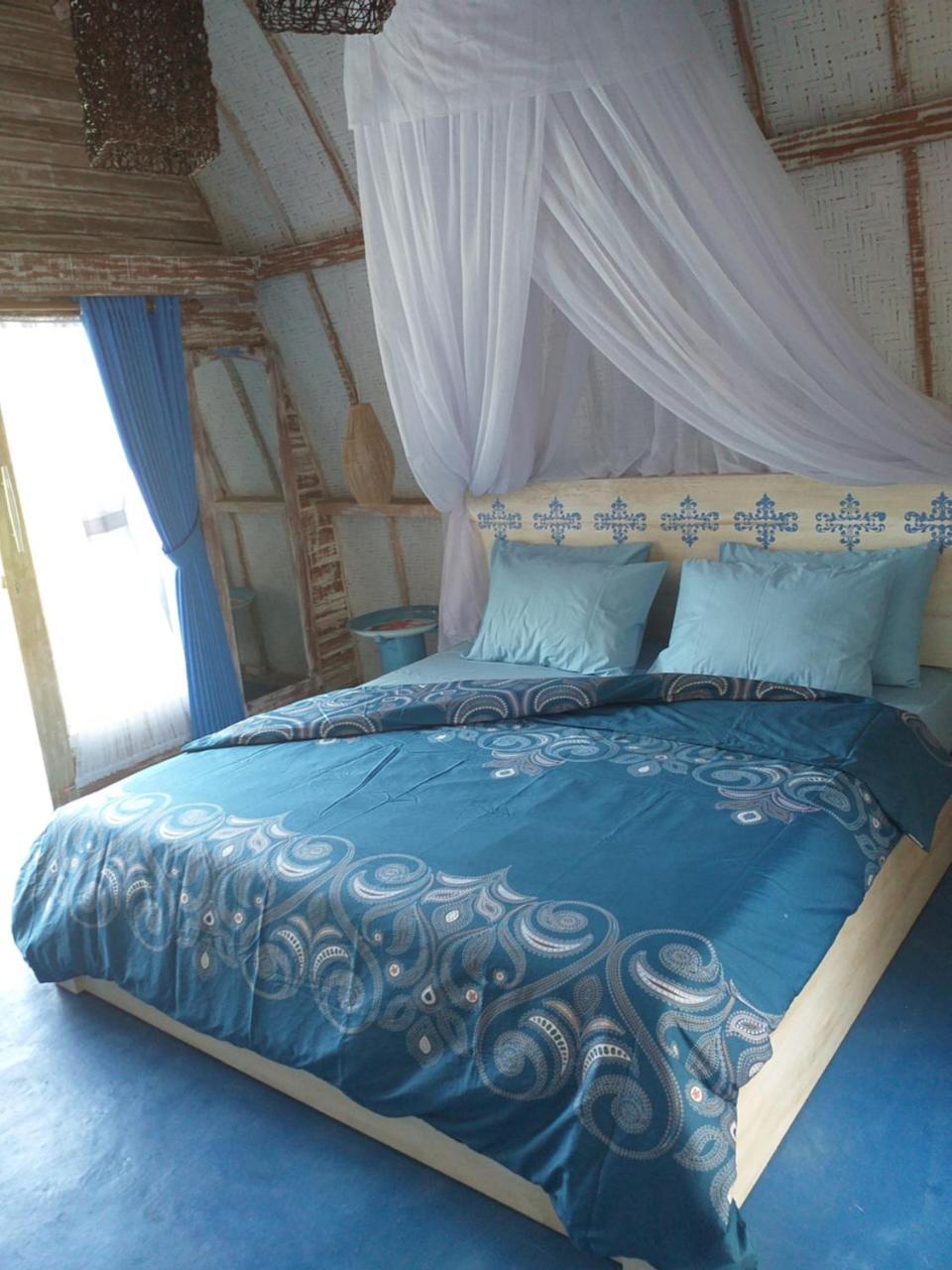 ギリ・アイル Casa Azzurra Bed & Breakfast エクステリア 写真